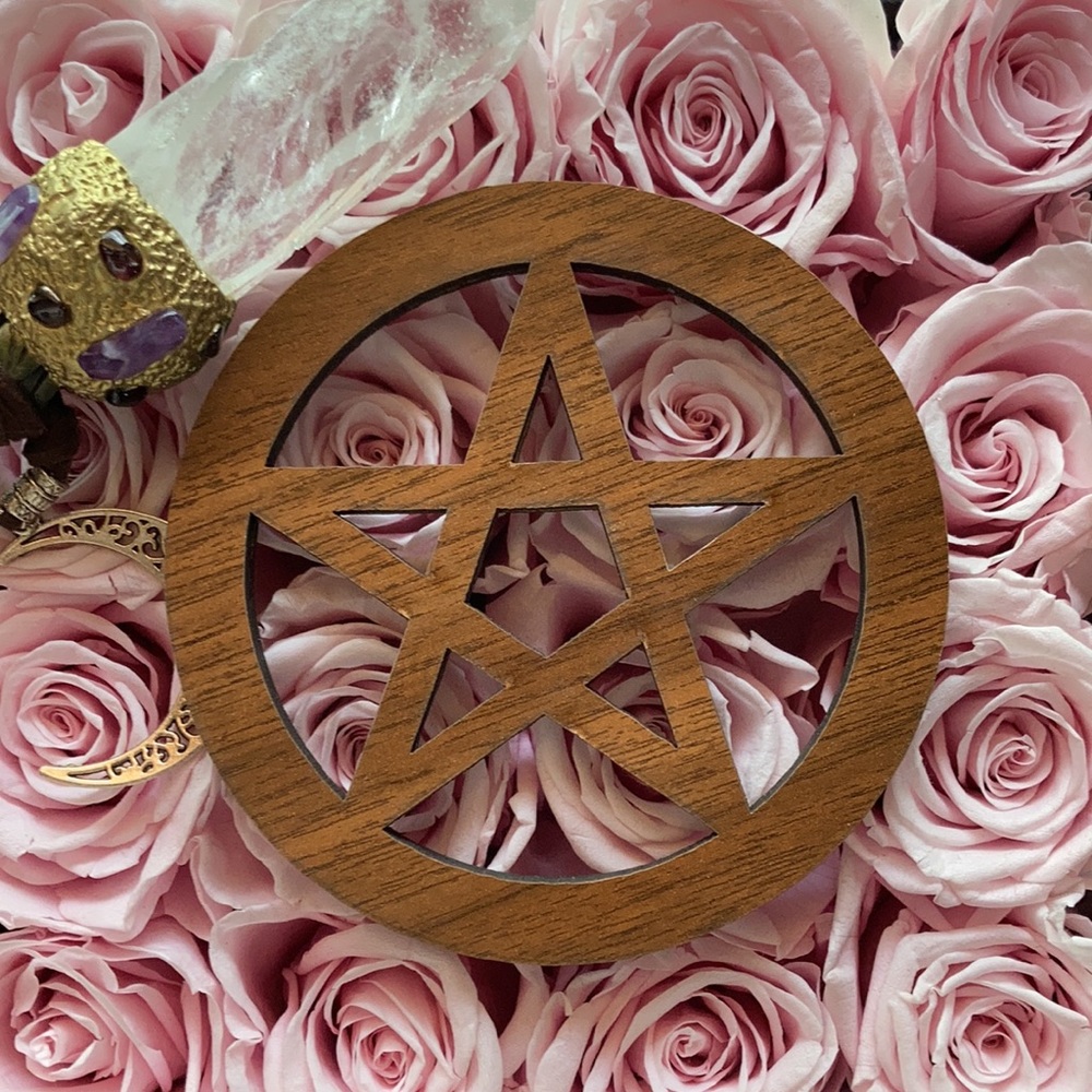 🌟NWT Pentagram